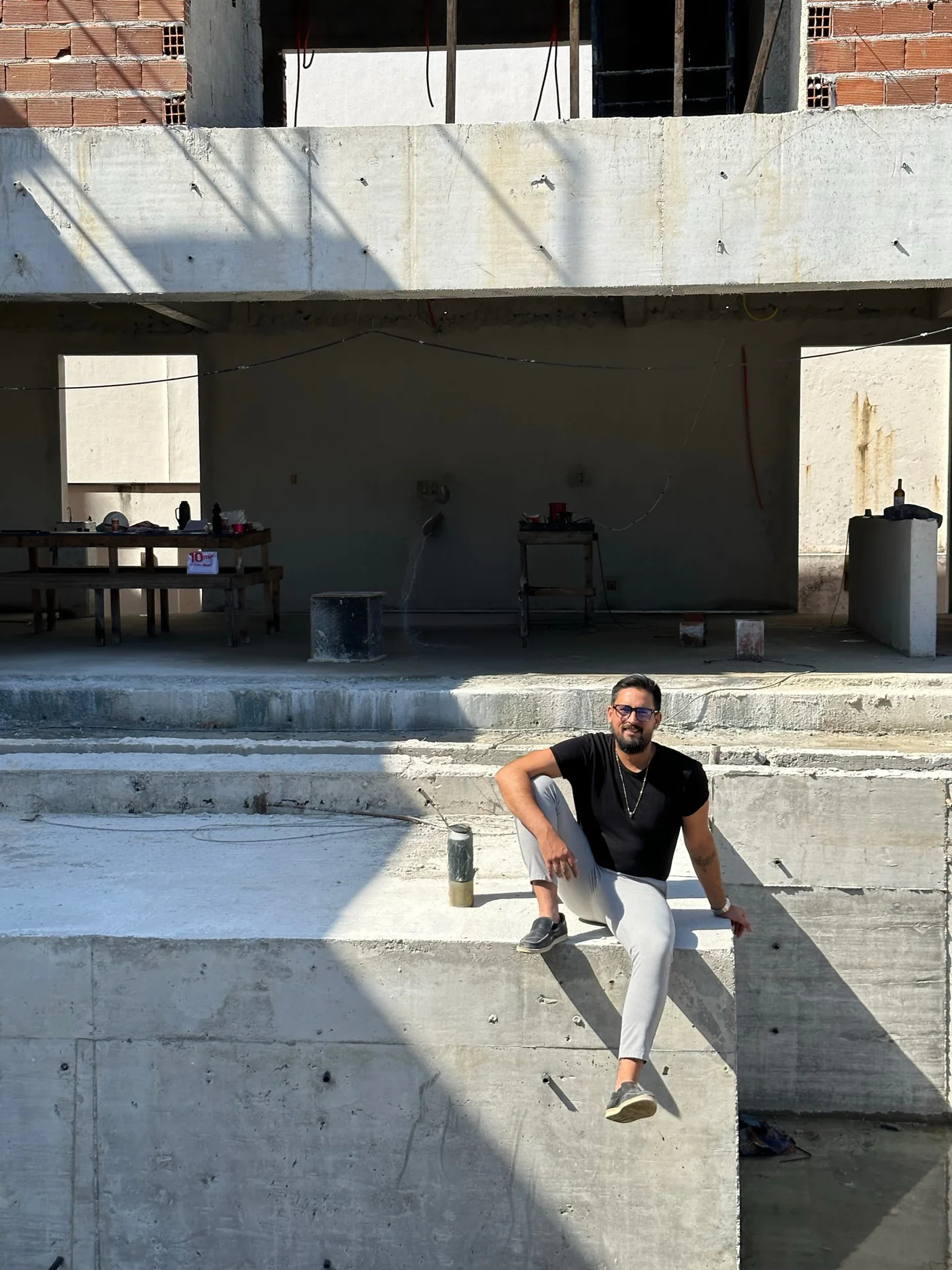 Acompanhamento de obra de alto padrão no Rio de Janeiro — projeto, obra e marcenaria sob um único responsável